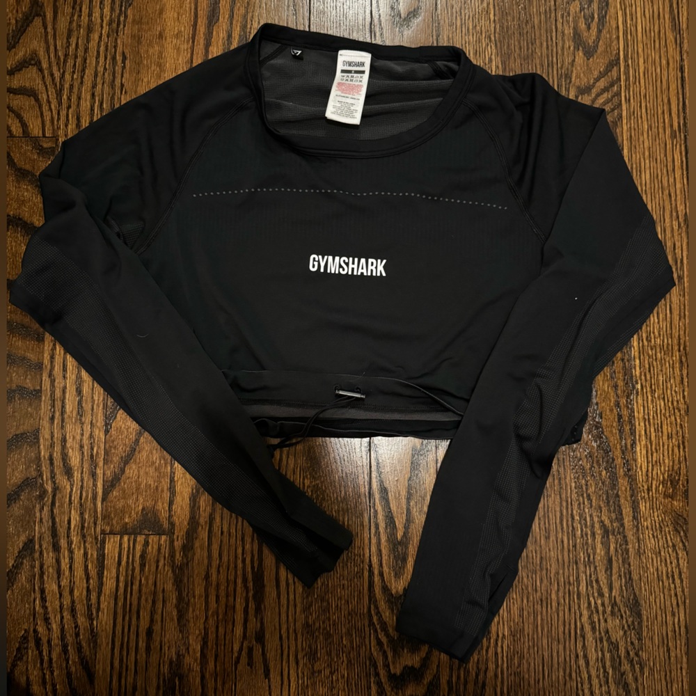 Black Cropped Gymshark Long Sleeve